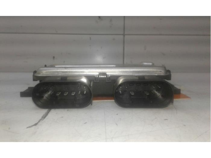 Gebruikte Brandstofpomp module Mercedes GLE (V167) 400d 2.9 4-Matic Prijs € 40,95 Margeregeling aangeboden door Wessel Parts & Service B.V.