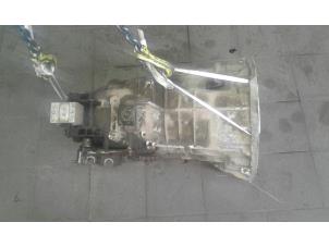 Gebruikte Versnellingsbak Mercedes Vito (639.7) 2.2 110 CDI 16V Euro 5 Prijs € 499,00 Margeregeling aangeboden door Wessel Parts & Service B.V.