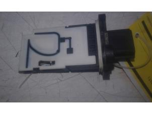 Gebruikte Luchtmassameter Opel Vivaro B 1.6 CDTI 95 Euro 6 Prijs € 85,00 Margeregeling aangeboden door Wessel Parts & Service B.V.