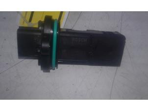 Gebruikte Luchtmassameter Opel Astra K 1.4 Turbo 16V Prijs € 79,00 Margeregeling aangeboden door Wessel Parts & Service B.V.