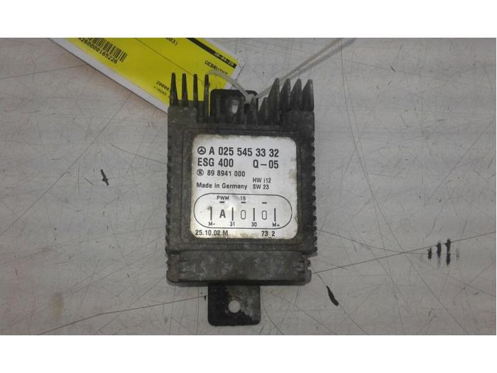 Gebruikte Koeling Module Mercedes Vaneo (W414) 1.7 CDI 16V Prijs € 72,45 Margeregeling aangeboden door Wessel Parts & Service B.V.
