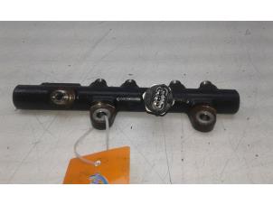 Gebruikte Injectiehuis Mercedes Citan (415.6) 1.5 109 CDI Prijs € 79,00 Margeregeling aangeboden door Wessel Parts & Service B.V.