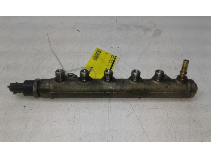 RENAULT Laguna 2 generation (2001-2007) Andre motorromsdeler 0445214042 14598749