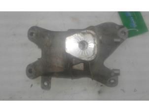 Gebruikte Motorrubber Audi A4 Avant Quattro (B8) 2.0 TFSI 16V Prijs € 45,00 Margeregeling aangeboden door Wessel Parts & Service B.V.