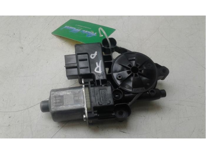 SKODA Octavia 3 generation (2013-2020) Front Right Door Window Control Motor 5Q0959812A 14603875