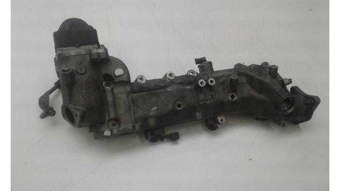 Gebruikte Inlaatspruitstuk Mercedes E (C207) E-350 CDI V6 24V Prijs € 236,25 Margeregeling aangeboden door Wessel Parts & Service B.V.