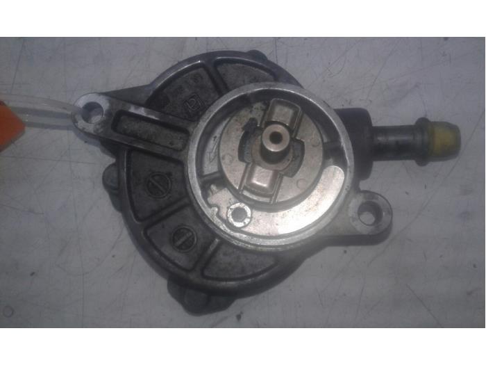 Gebruikte Vacuumpomp (Diesel) Mercedes Vito (639.6) 2.2 109 CDI 16V Prijs € 82,95 Margeregeling aangeboden door Wessel Parts & Service B.V.