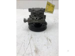 Gebruikte Stuurpomp Volkswagen Bora (1J2) 2.0 Prijs € 49,00 Margeregeling aangeboden door Wessel Parts & Service B.V.