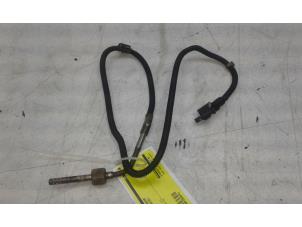 Gebruikte Uitlaat temperatuursensor Mercedes E (W212) E-200 CDI 16V BlueEfficiency,BlueTEC Prijs € 39,00 Margeregeling aangeboden door Wessel Parts & Service B.V.