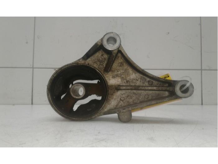 Gebruikte Motorrubber Opel Meriva (B) 1.7 CDTI 16V Prijs € 36,75 Margeregeling aangeboden door Wessel Parts & Service B.V.