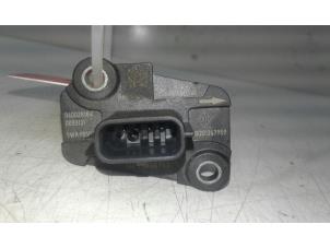 Gebruikte Luchtmassameter Opel Vivaro B Prijs € 85,00 Margeregeling aangeboden door Wessel Parts & Service B.V.