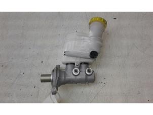 Gebruikte Hoofdremcilinder Fiat 500C/595C/695C 1.4 T-Jet 16V 595 Turismo Prijs € 125,00 Margeregeling aangeboden door Wessel Parts & Service B.V.