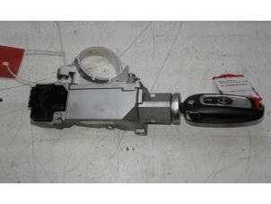 Gebruikte Afstands Bediening Set Opel Astra K Sports Tourer 1.0 Turbo 12V Prijs op aanvraag aangeboden door Wessel Parts & Service B.V.