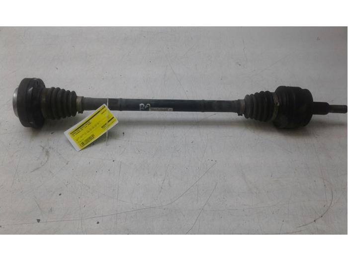 Gebruikte Aandrijfas rechts-achter Volkswagen Touareg (7LA/7L6) 2.5 TDI R5 Prijs € 36,75 Margeregeling aangeboden door Wessel Parts & Service B.V.