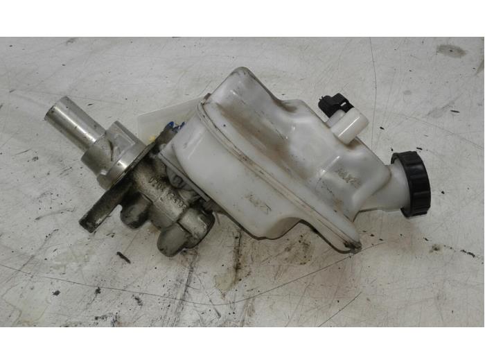 Gebruikte Hoofdremcilinder Ford Transit 2.2 TDCi 16V Euro 5 Prijs € 68,25 Margeregeling aangeboden door Wessel Parts & Service B.V.