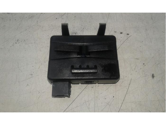 OPEL Karl 1 generation (2015-2020) Vadības bloks 13595511 17334551