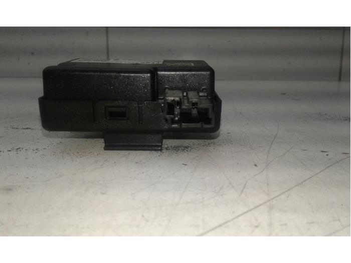 OPEL Karl 1 generation (2015-2020) Vadības bloks 13595511 17334551