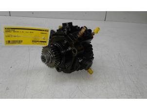 Gebruikte Dieselpomp Renault Master III (MA/MB/MC/MD/MH/MF/MG/MH) 2.3 dCi 16V Prijs € 199,00 Margeregeling aangeboden door Wessel Parts & Service B.V.