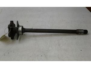 Gebruikte Aandrijfas links-voor Audi A6 Avant (C7) 2.0 TDI 16V Prijs € 69,00 Margeregeling aangeboden door Wessel Parts & Service B.V.