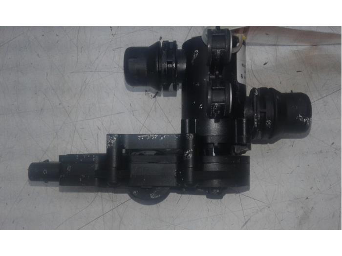 Gebruikte Waterpomp Mercedes GLE (W166) 500 e 3.0 V6 24V 4-Matic Prijs € 208,95 Margeregeling aangeboden door Wessel Parts & Service B.V.
