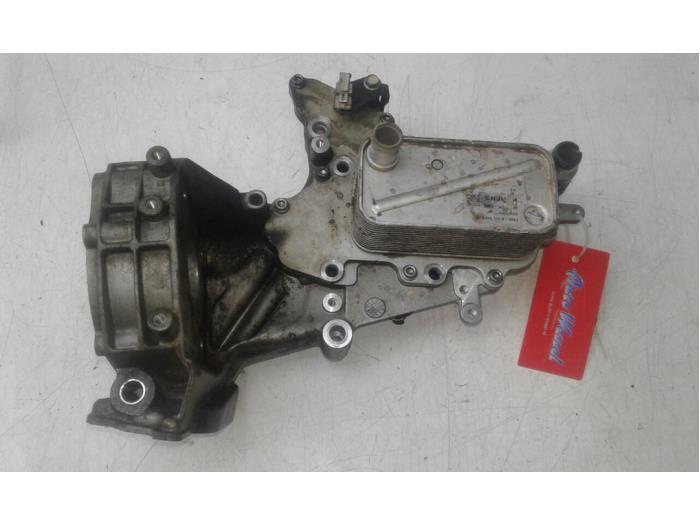 Gebruikte Oliekoeler Opel Insignia Sports Tourer 2.0 CDTI 16V Prijs € 103,95 Margeregeling aangeboden door Wessel Parts & Service B.V.