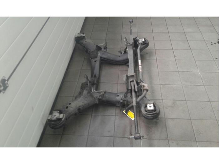 Gebruikte Subframe Mercedes GLE (W166) 350d 3.0 V6 24V BlueTEC 4-Matic Prijs € 418,95 Margeregeling aangeboden door Wessel Parts & Service B.V.