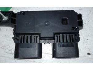 Gebruikte Brandstofpomp module Mercedes Sprinter Tourer 3,5t (907.7) 314 CDI 2.1 D RWD Prijs € 39,00 Margeregeling aangeboden door Wessel Parts & Service B.V.