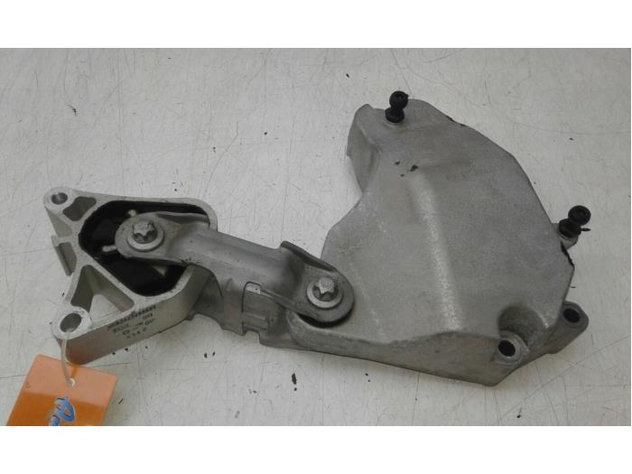 MERCEDES-BENZ B-Class W246 (2011-2020) Right Side Engine Mount 2702230002 14599202