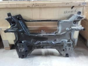 Gebruikte Subframe Opel Crossland (X) 1.2 Turbo 12V Euro 6d-temp Prijs € 299,00 Margeregeling aangeboden door Wessel Parts & Service B.V.