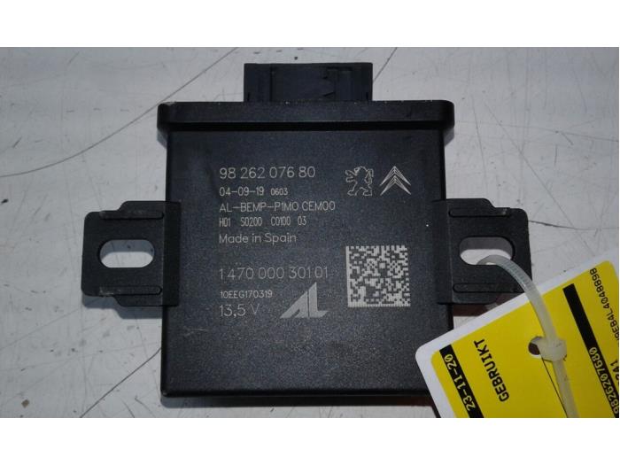Gebruikte Computer Diversen Opel Crossland (X) 1.2 Turbo 12V Prijs € 131,25 Margeregeling aangeboden door Wessel Parts & Service B.V.