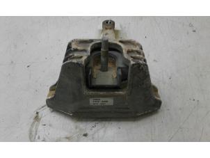 Gebruikte Motorrubber Kia Niro I (DE) 1.6 GDI Hybrid Prijs € 35,00 Margeregeling aangeboden door Wessel Parts & Service B.V.