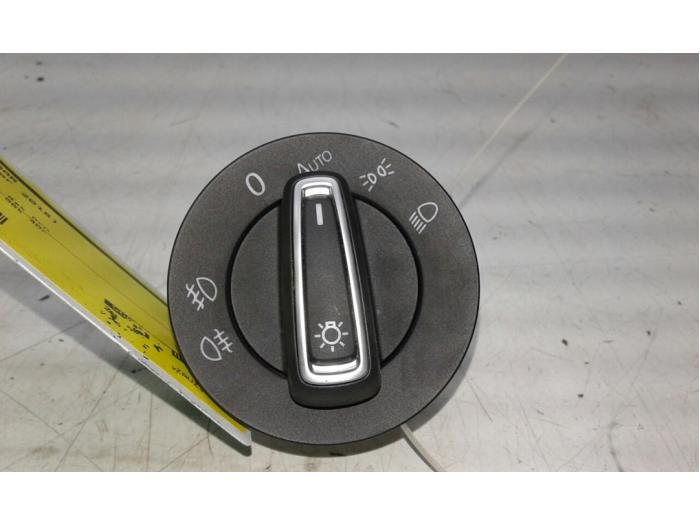 VOLKSWAGEN Golf 7 generation (2012-2024) Headlight Switch Control Unit 5G0941431BD 14717077