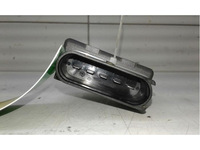 VOLKSWAGEN Golf 7 generation (2012-2024) Bränsleskena trycksensor 5Q0906093A 14599273