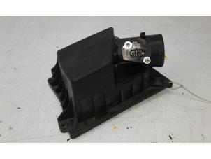 Gebruikte Luchthoeveelheidsmeter Ford Tourneo Courier (JU2) 1.0 Ti-VCT EcoBoost 12V Prijs € 49,00 Margeregeling aangeboden door Wessel Parts & Service B.V.