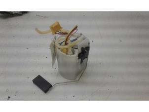 Gebruikte Tank element Pomp Peugeot 2008 (UD/UK/UR/US/UX) 1.2 VTi 12V PureTech 130 Prijs op aanvraag aangeboden door Wessel Parts & Service B.V.