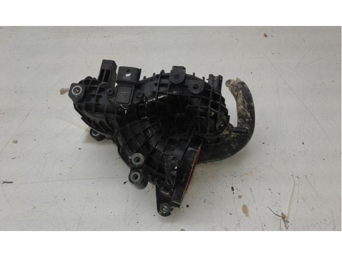 Gebruikte Inlaatspruitstuk Kia Proceed (CD) 1.0i T-GDi 12V Prijs € 145,95 Margeregeling aangeboden door Wessel Parts & Service B.V.
