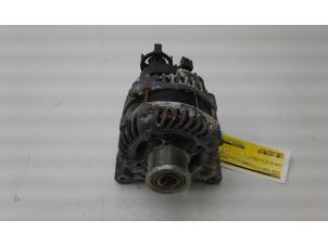 Gebruikte Dynamo Nissan Micra (K14) 1.0 IG-T 100 Prijs op aanvraag aangeboden door Wessel Parts & Service B.V.