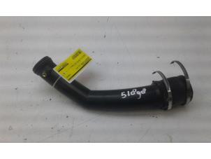 Gebruikte Intercooler Buis Mercedes E (R238) E-300 2.0 Turbo 16V Prijs € 35,00 Margeregeling aangeboden door Wessel Parts & Service B.V.