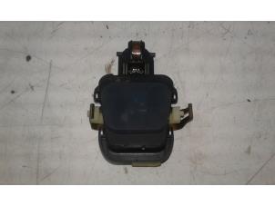 Gebruikte Regensensor Mercedes GLE (W166) 500 e 3.0 V6 24V 4-Matic Prijs € 49,00 Margeregeling aangeboden door Wessel Parts & Service B.V.