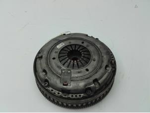 Gebruikte Vliegwiel Mercedes Vito (447.6) 1.6 111 CDI 16V Prijs € 299,00 Margeregeling aangeboden door Wessel Parts & Service B.V.