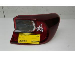 Gebruikte Achterlicht rechts Kia Ceed (CDB5/CDBB) 1.4i 16V Prijs € 99,00 Margeregeling aangeboden door Autobedrijf G.H. Wessel B.V.