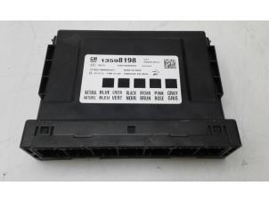 Gebruikte Computer Diversen Opel Karl 1.0 12V Prijs € 75,00 Margeregeling aangeboden door Wessel Parts & Service B.V.