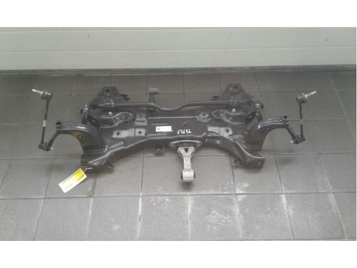 Gebruikte Subframe Kia Ceed (CDB5/CDBB) 1.4i 16V Prijs € 131,25 Margeregeling aangeboden door Wessel Parts & Service B.V.