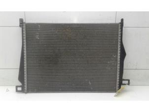 Gebruikte Radiateur Mercedes C Estate (S205) C-200 BlueTEC, C-200 d 1.6 16V Prijs € 99,00 Margeregeling aangeboden door Wessel Parts & Service B.V.