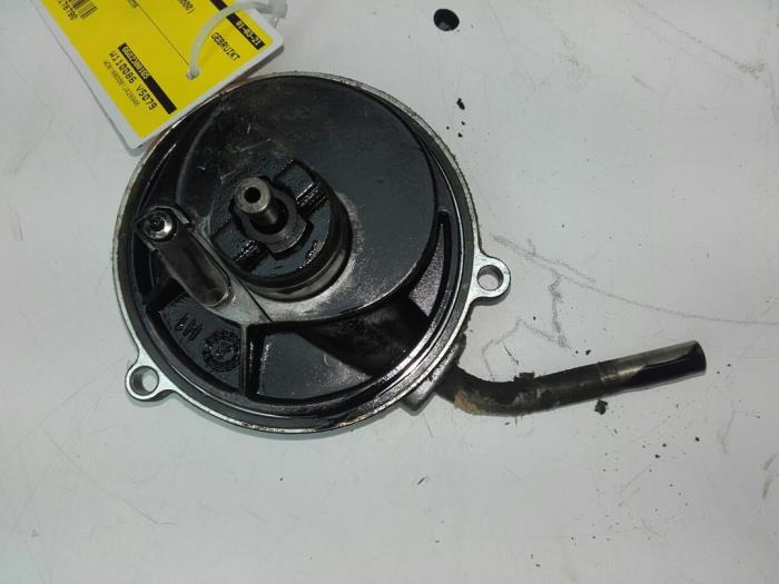 Gebruikte Vacuumpomp (Diesel) Mercedes A (W168) 1.7 A-170 CDI 16V Prijs € 51,45 Margeregeling aangeboden door Wessel Parts & Service B.V.
