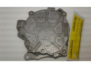 Gebruikte Videpomp (Diesel) Volkswagen Passat Variant (3C5) 2.0 TDI 16V 140 Prijs € 69,00 Margeregeling aangeboden door Wessel Parts & Service B.V.