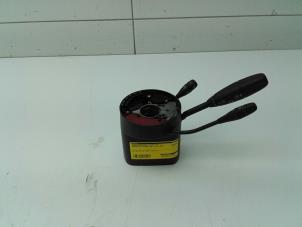 Gebruikte Combischakelaar Stuurkolom Mercedes S (W221) 3.5 S-350 24V 4-Matic Prijs € 49,00 Margeregeling aangeboden door Wessel Parts & Service B.V.