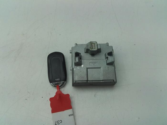 Afstands Bediening Set van een Vauxhall Insignia Sports Tourer Mk.II 1.6 CDTI 16V 136 2020