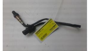 Lambda Sonde van een Volkswagen Passat (3C2) 2.0 TDI 16V Bluemotion 2010