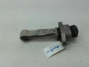 Gebruikte Motorrubber Kia Optima (JFA) 1.6 T-GDi 16V Prijs € 65,00 Margeregeling aangeboden door Wessel Parts & Service B.V.